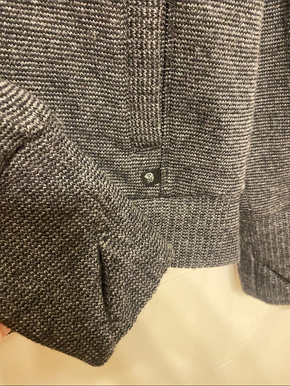 Mountain Hardwear Women's Charcoal Heather Zip-Up Jacket - Picture 4 of 5